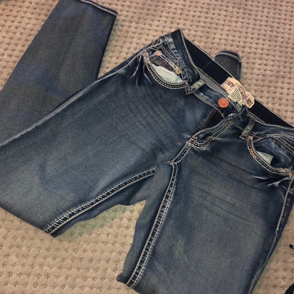 medium wash, mid-rise jeans